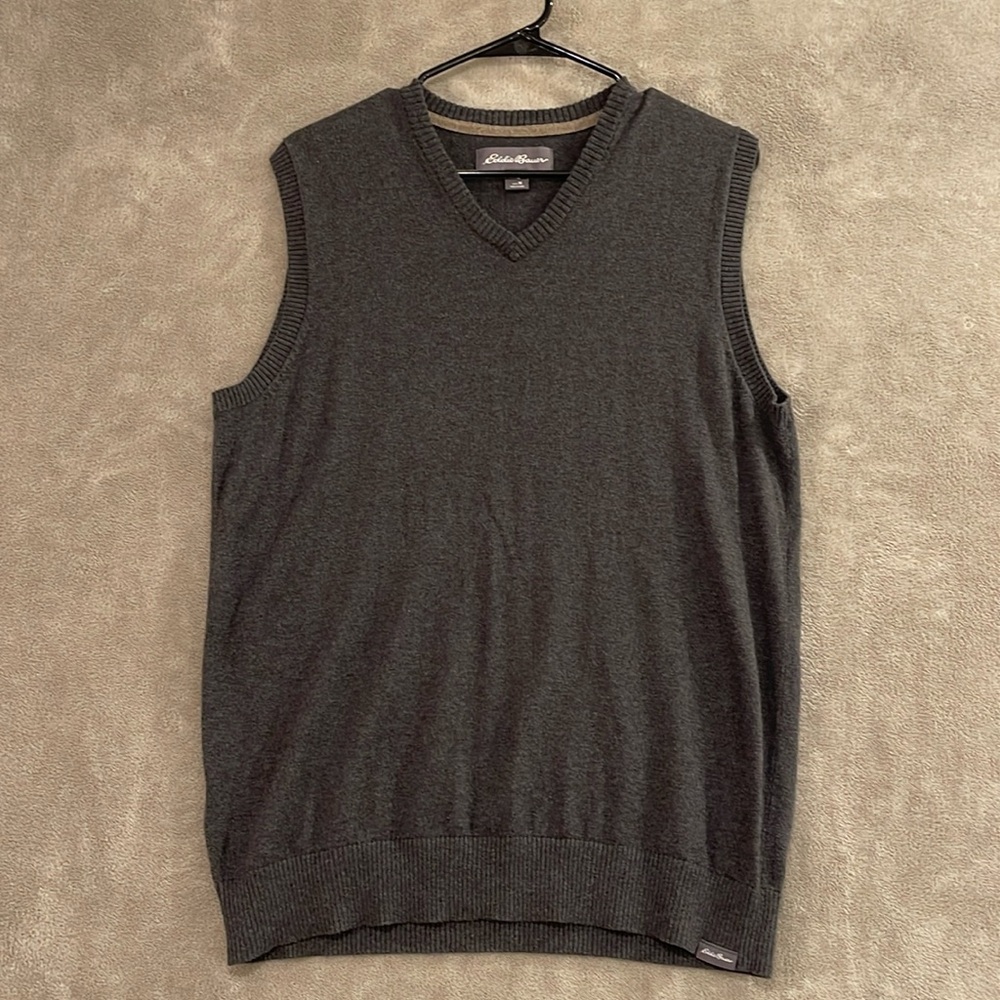 Eddie Bauer wool Blend Sweater Vest V-Neck Pullover Grey Mens Size Medium preppy